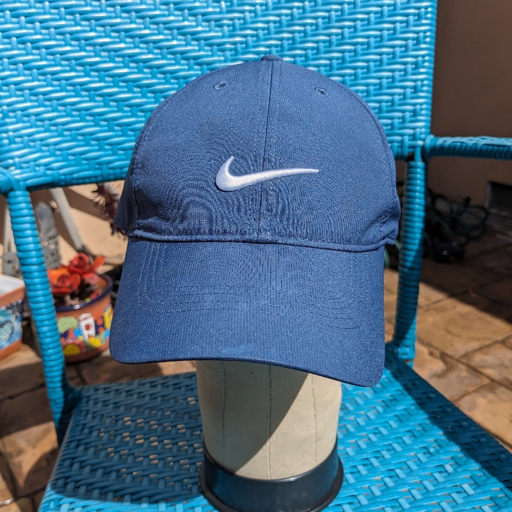 Nike cap - Picture 4 of 5